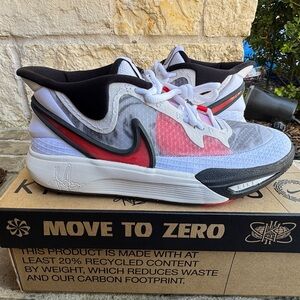 Nike KYRIE 8 GO (GS) SIze 6Y